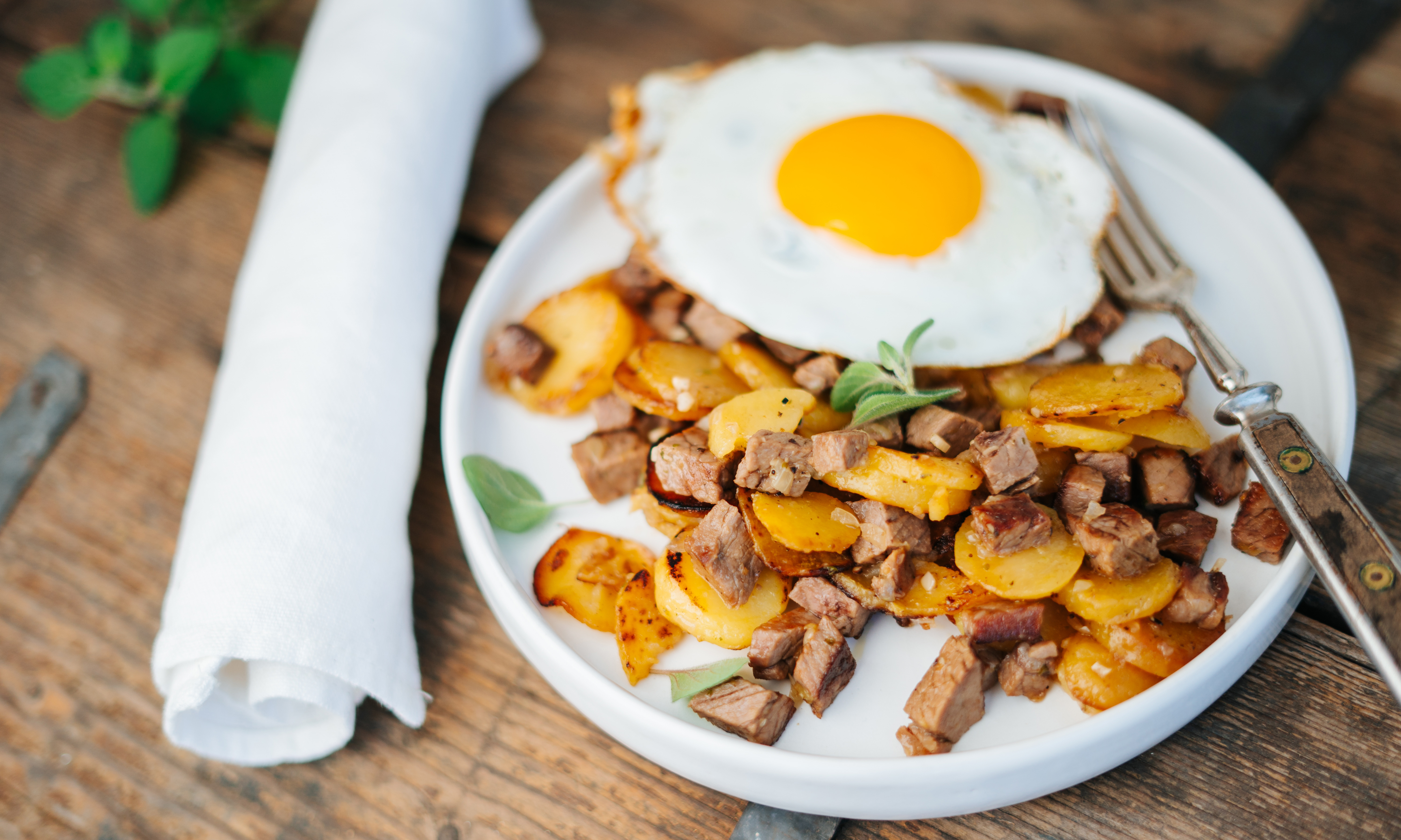 Tiroler Gröstl mit Spiegelei » Rezept | SPAR Mahlzeit!