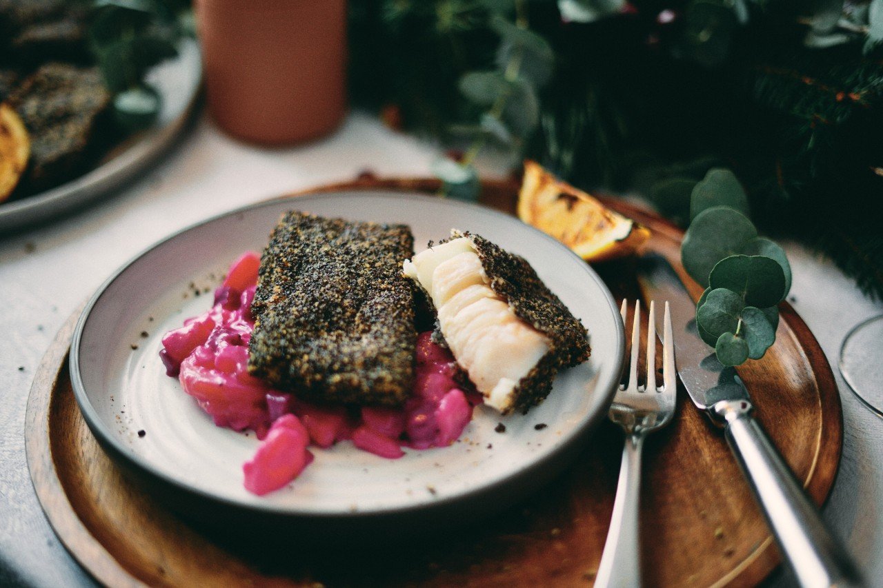 Karpfen im Mohnmantel mit Erdäpfel-Rüben-Salat