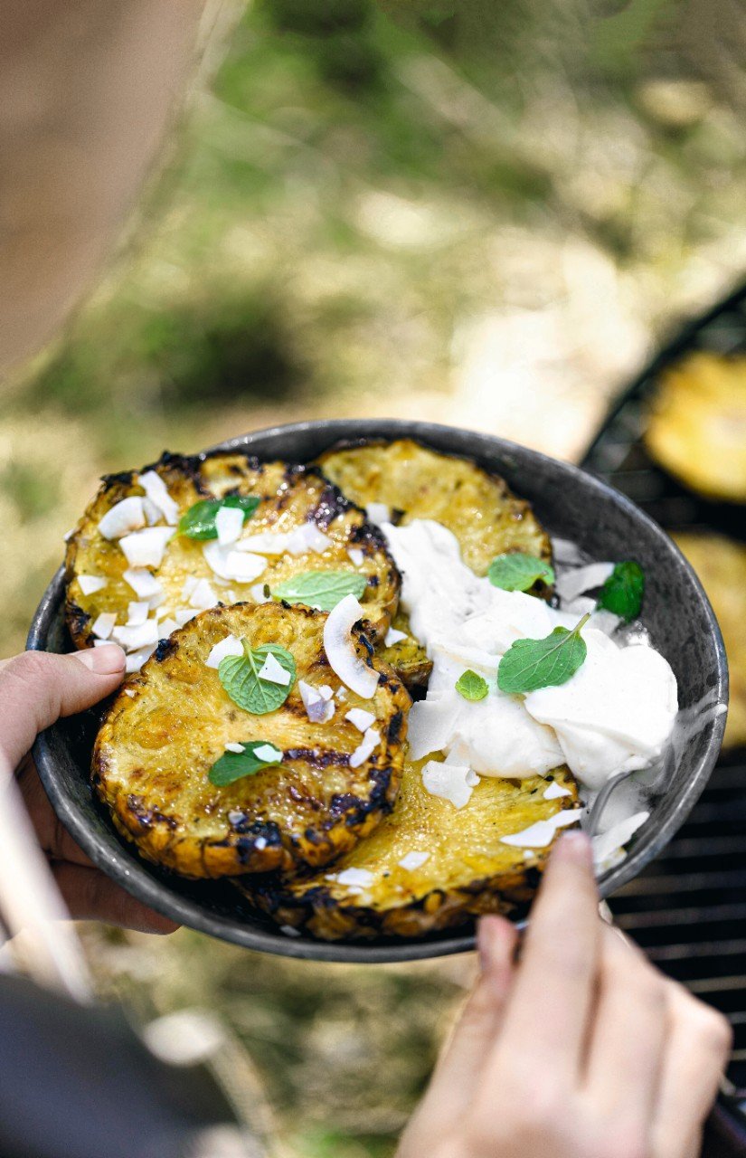 Gegrillte Ananas mit Kokos-Mascarpone-Creme